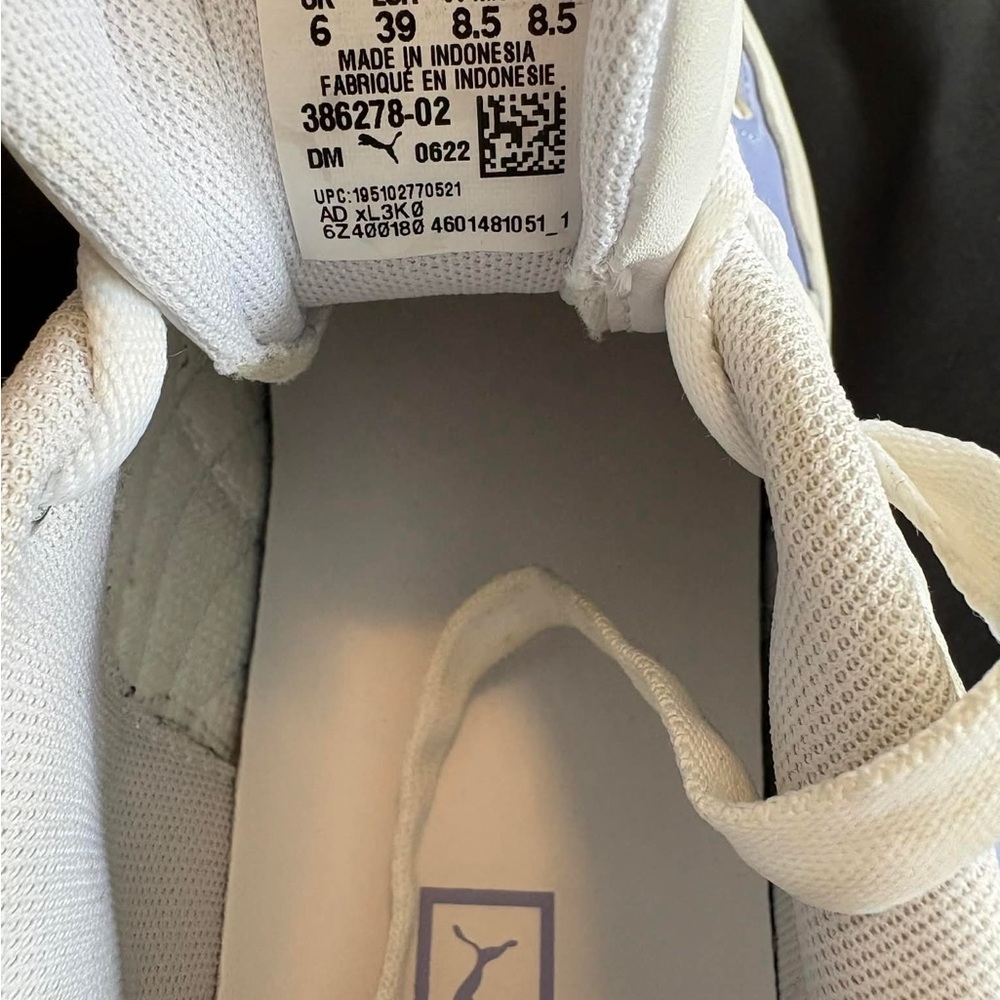Puma White and Lavender Women’s Low-Top Sneakers - Picture 2 of 2